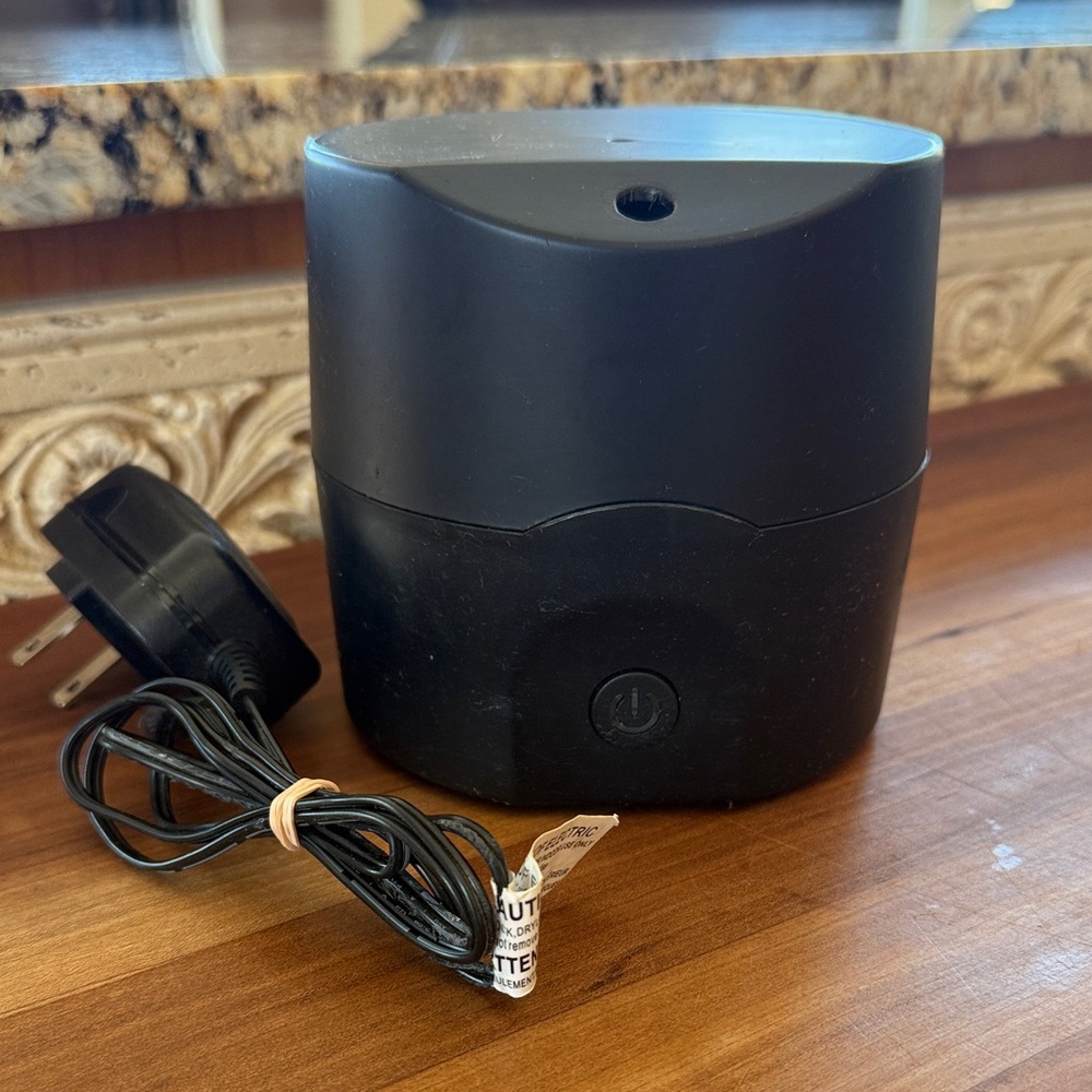 Sharper Image Essential Oil Ultrasonic Diffuser